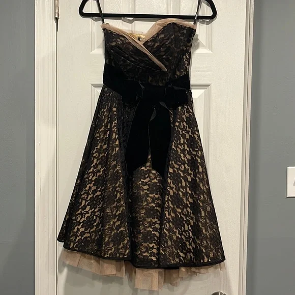 Betsey Johnson | Dresses | Betsey Johnson Evening Cocktail Dress | Poshmark